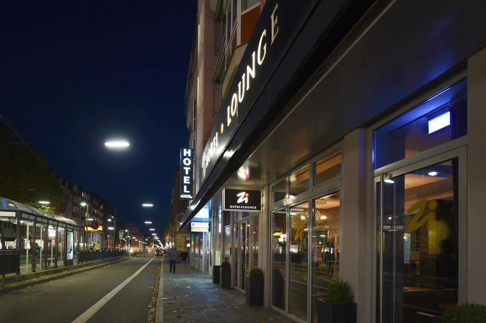 Zi Hotel Karlsruhe Exterior foto